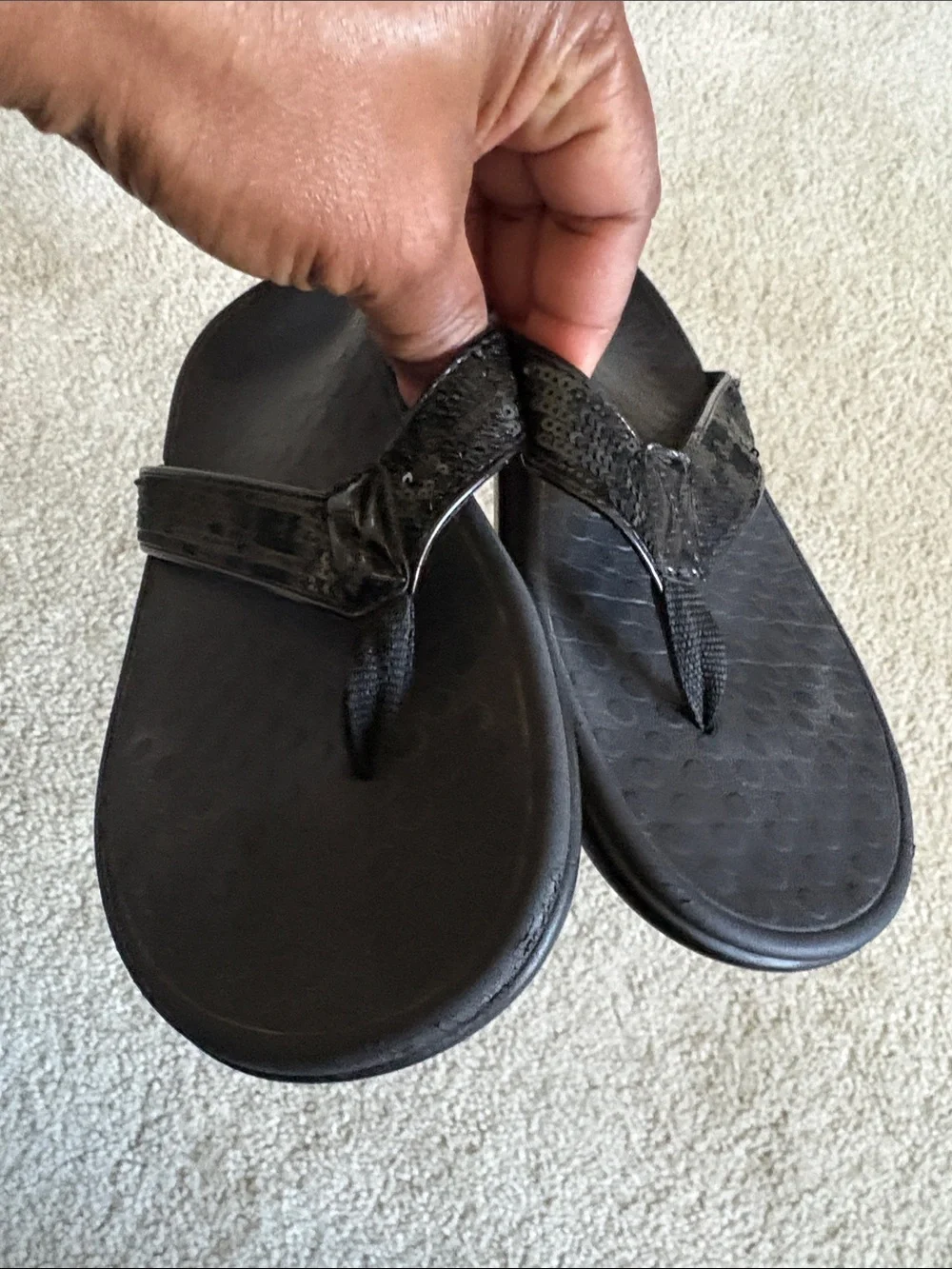 Vionic Black Sequined Textured Strap Flip Flop Sandals-Size 9